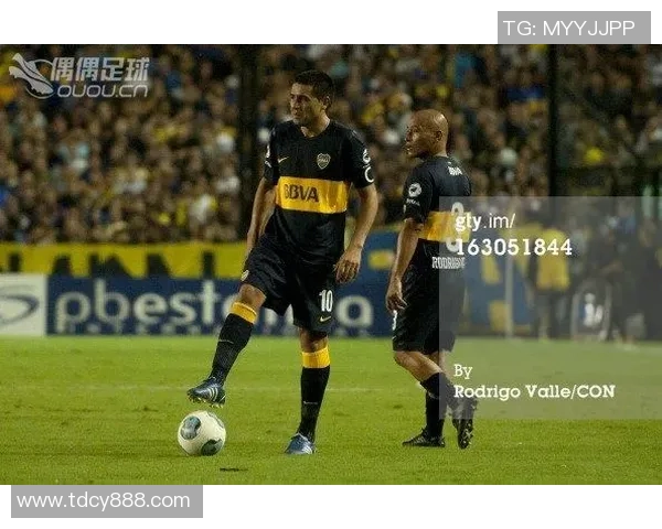 足坛无黑点之星是谁 一代传奇的纯洁形象解析